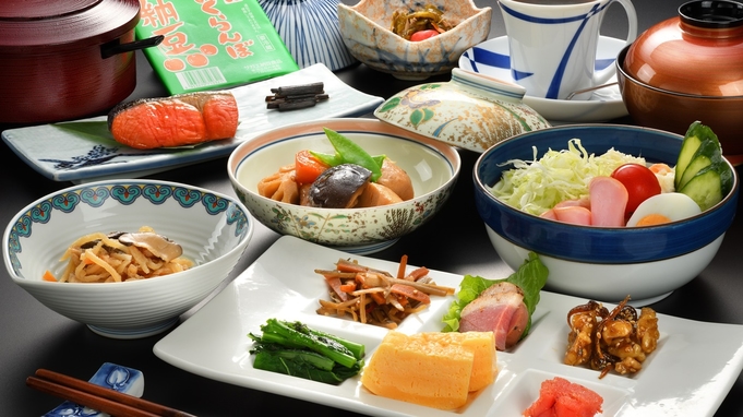 体に優しい湯宿の朝ごはんと温泉に癒される♪朝食付き